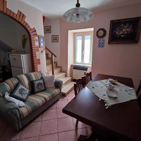 Casa Vacanza Nonna Maria Calvi dell' Umbria Exterior photo